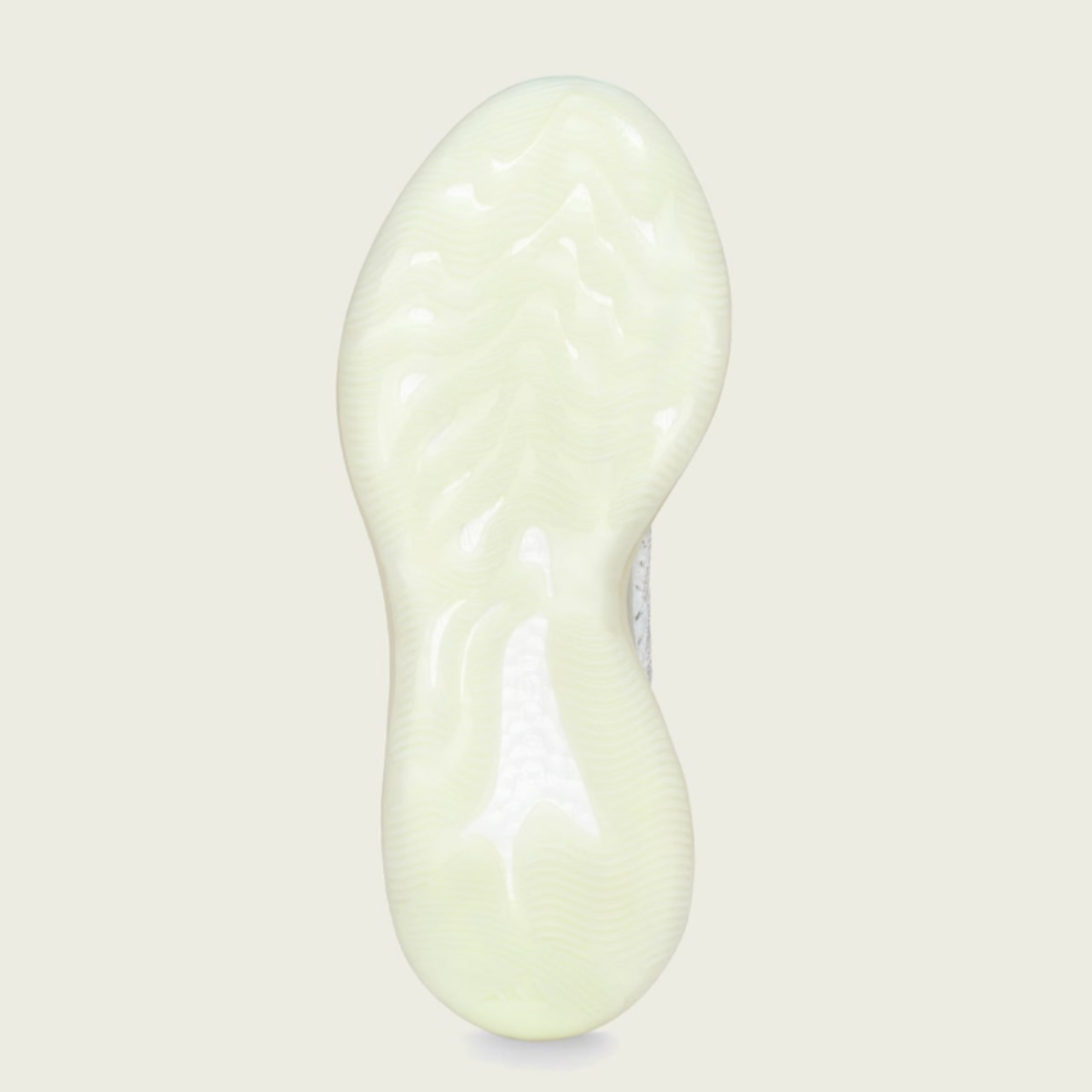 아디다스 이지부스트 380 칼사이트 글로우